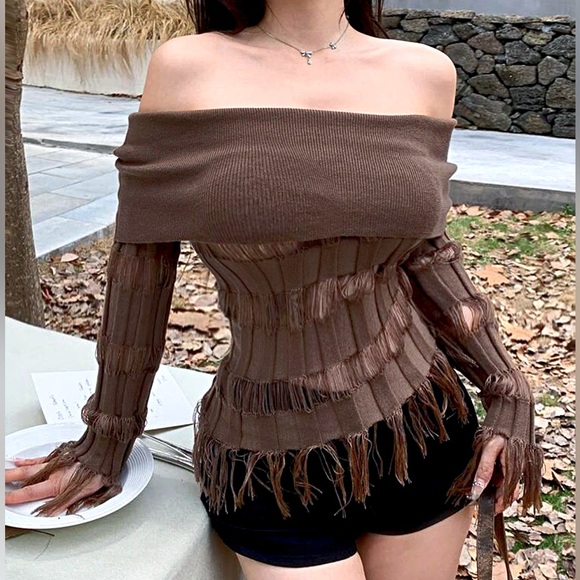 Gorgeous Off Shoulder Sweater - Picture 3 of 16